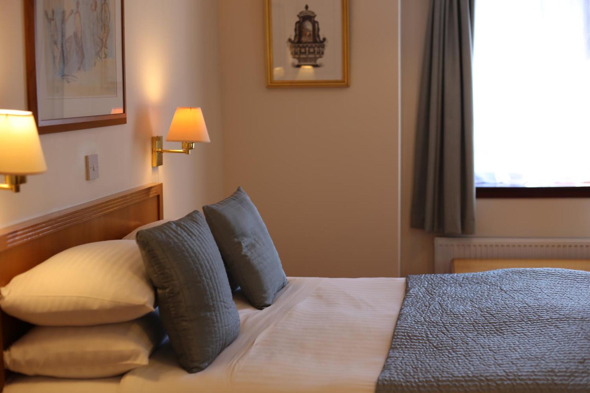Pitlochry Dundarach Hotel Bilik gambar